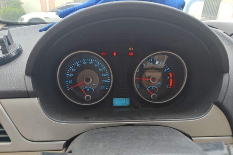 Used Buick Excelle 2013 1.5L Manual Classic Model Instrument Cluster