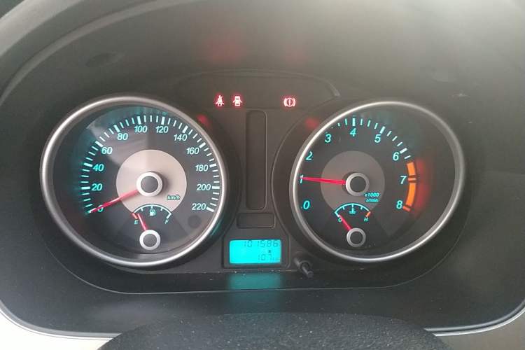 Used Buick Excelle 2013 1.5L Manual Luxury Model Instrument Cluster