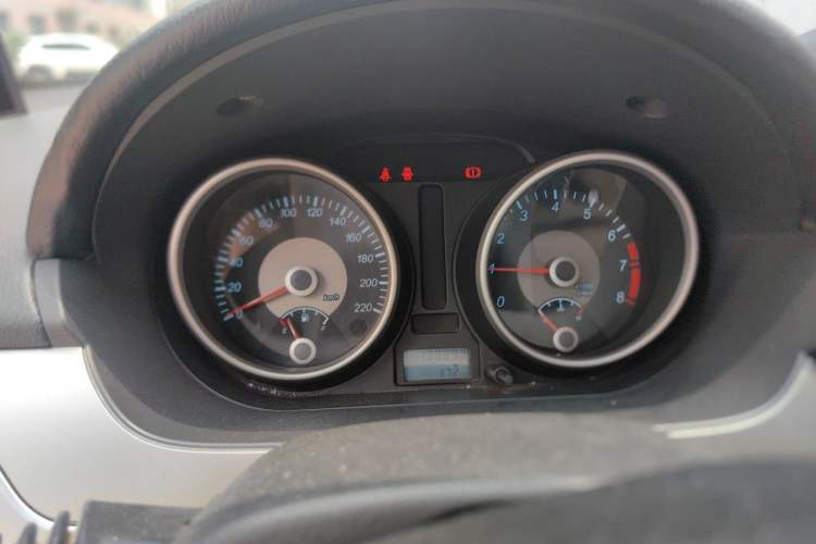 Used Buick Excelle 2013 1.5L Manual Classic Model Instrument Cluster