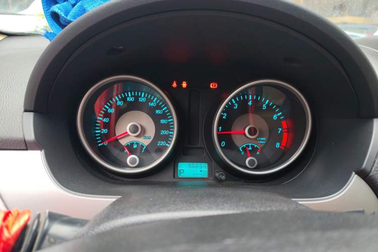 Used Buick Excelle 2013 1.5L Automatic Classic Model Instrument Cluster