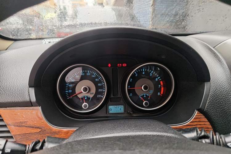 Used Buick Excelle 2013 1.5L Automatic Classic Model Instrument Cluster