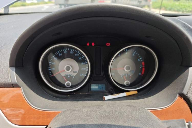 Used Buick Excelle 2013 1.5L Manual Luxury Model Instrument Cluster