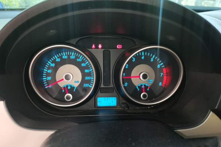 Used Buick Excelle 2013 1.5L Automatic Classic Model Instrument Cluster