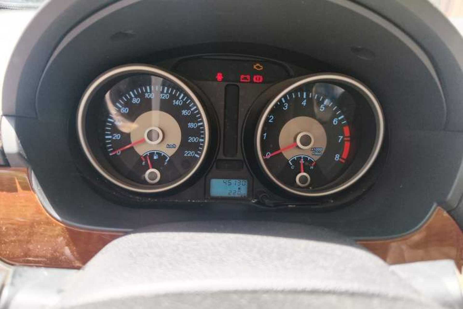 Used Buick Excelle 2013 1.5L Manual Luxury Model Instrument Cluster