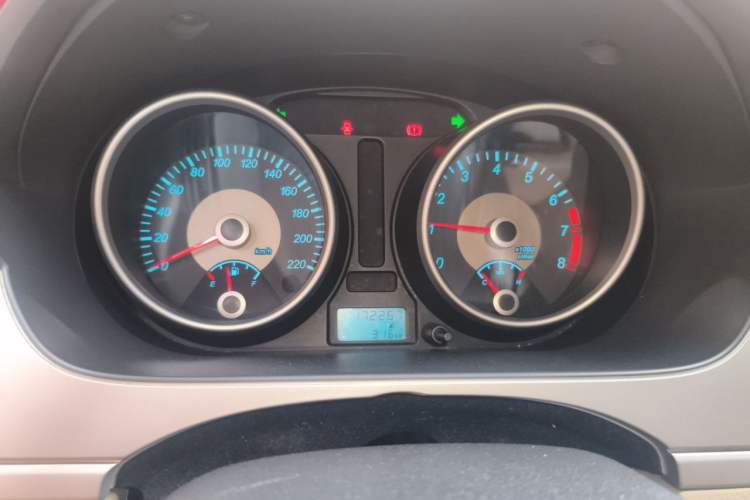Used Buick Excelle 2013 1.5L Manual Classic Model Instrument Cluster