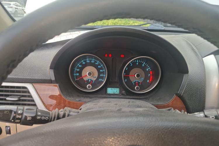 Used Buick Excelle 2013 1.5L Manual Luxury Model Instrument Cluster