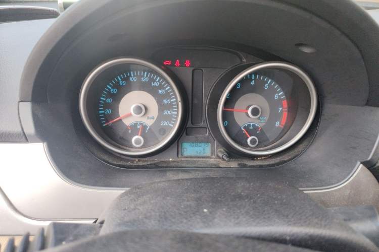Used Buick Excelle 2013 1.5L Automatic Classic Model Instrument Cluster