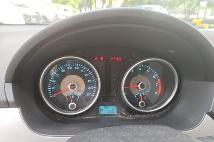 Used Buick Excelle 2013 1.5L Automatic Classic Model Instrument Cluster