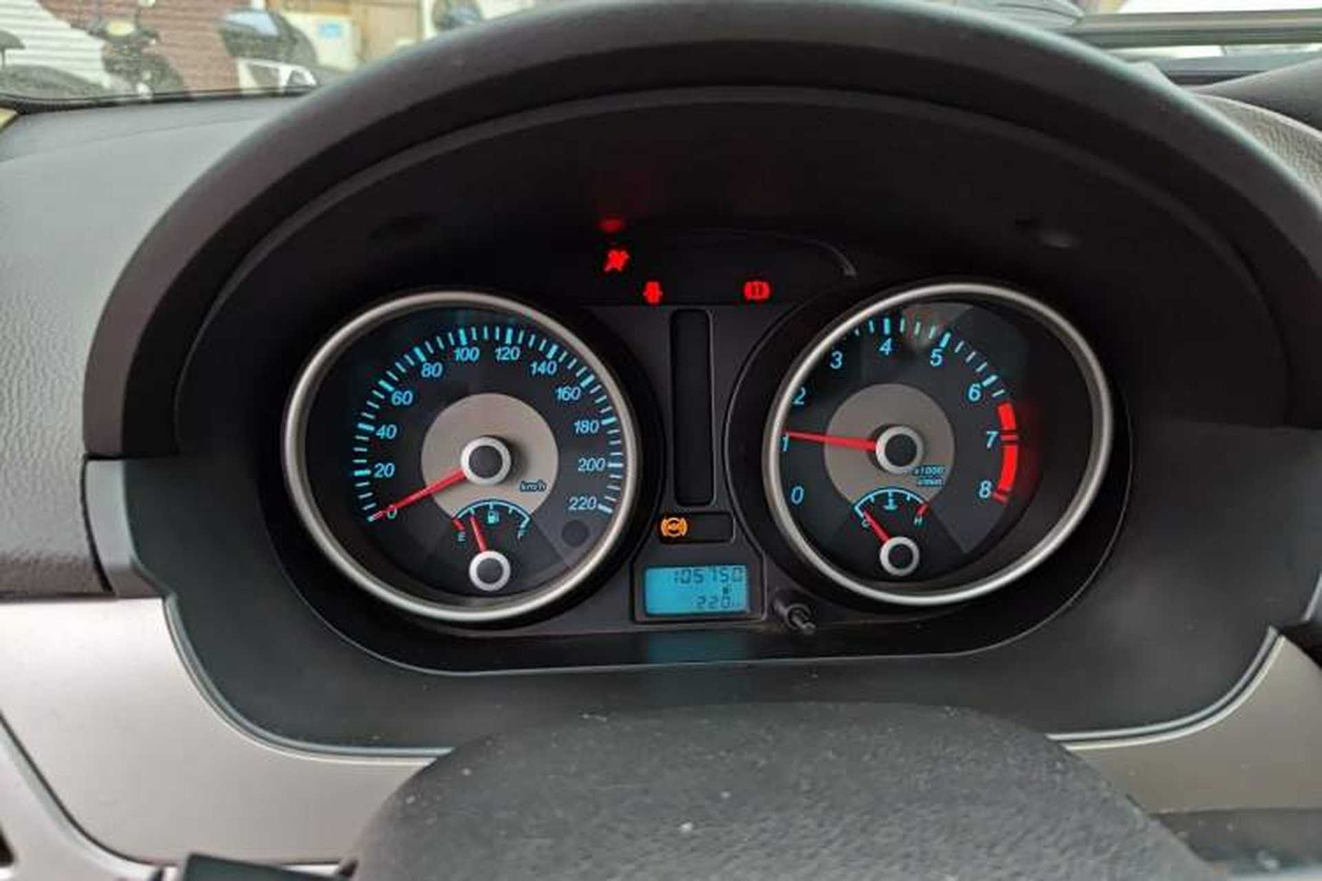 Used Buick Excelle 2013 1.5L Manual Classic Model Instrument Cluster