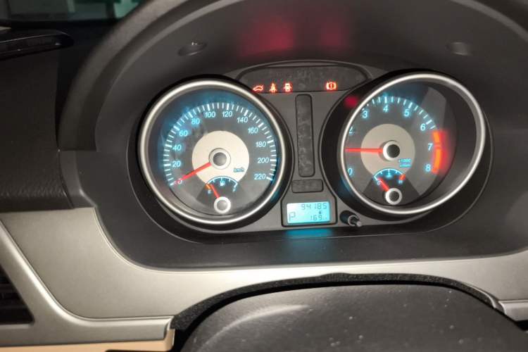 Used Buick Excelle 2013 1.5L Automatic Classic Model Instrument Cluster