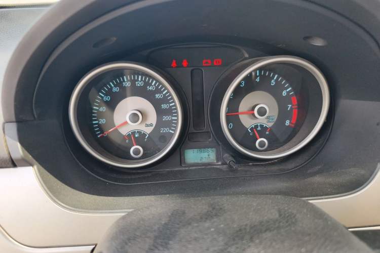 Used Buick Excelle 2013 1.5L Manual Classic Model Instrument Cluster