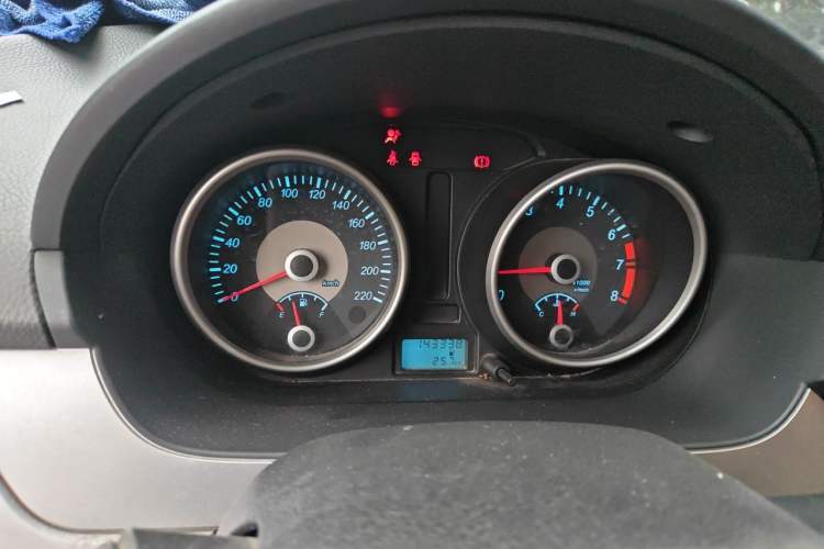 Used Buick Excelle 2013 1.5L Manual Classic Model Instrument Cluster