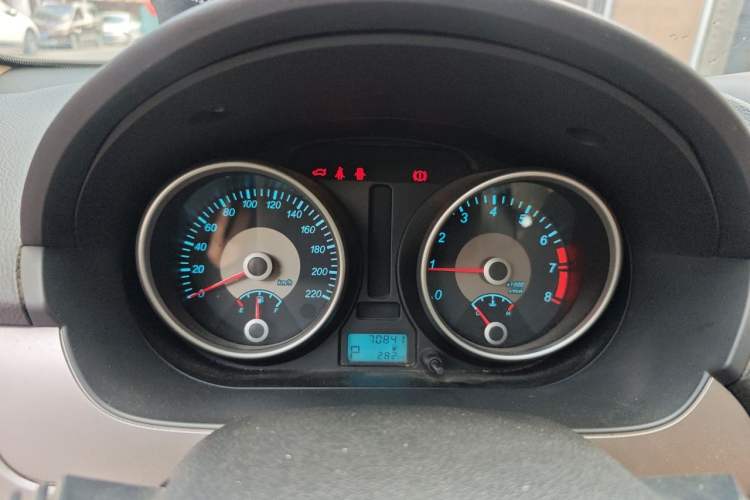 Used Buick Excelle 2013 1.5L Automatic Classic Model Instrument Cluster