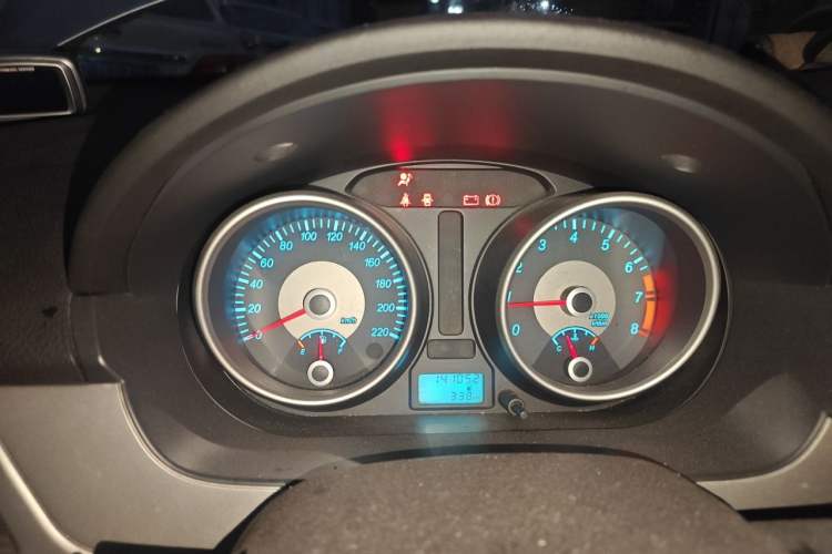 Used Buick Excelle 2013 1.5L Manual Classic Model Instrument Cluster