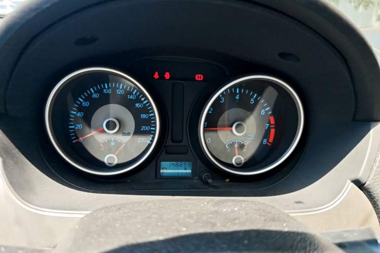 Used Buick Excelle 2013 1.5L Automatic Classic Model Instrument Cluster