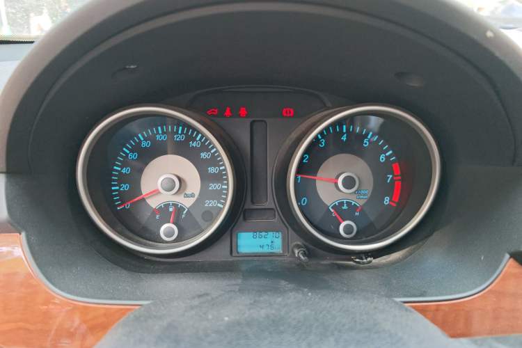 Used Buick Excelle 2013 1.5L Manual Luxury Model Instrument Cluster