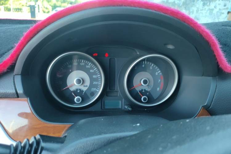 Used Buick Excelle 2013 1.5L Manual Luxury Model Instrument Cluster