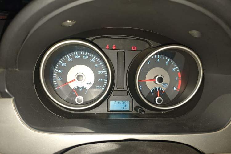 Used Buick Excelle 2013 1.5L Manual Classic Model Instrument Cluster