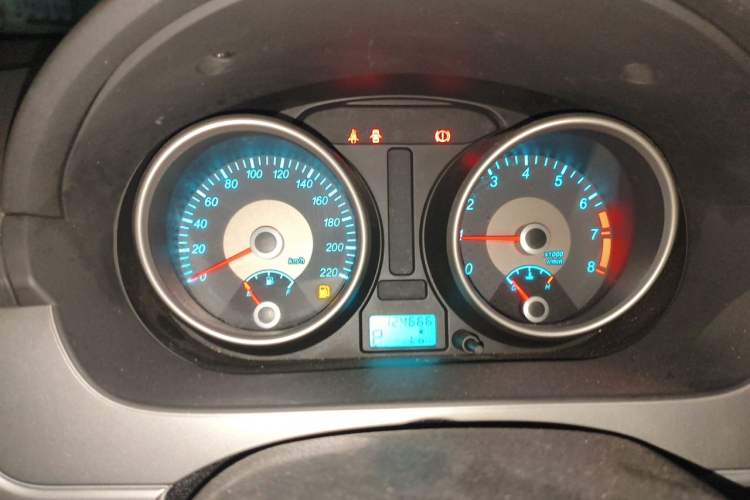Used Buick Excelle 2013 1.5L Automatic Classic Model Instrument Cluster