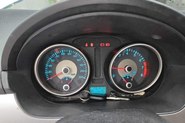 Used Buick Excelle 2013 1.5L Automatic Classic Model Instrument Cluster