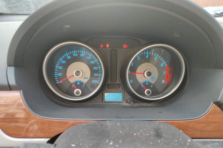 Used Buick Excelle 2013 1.5L Manual Luxury Model Instrument Cluster