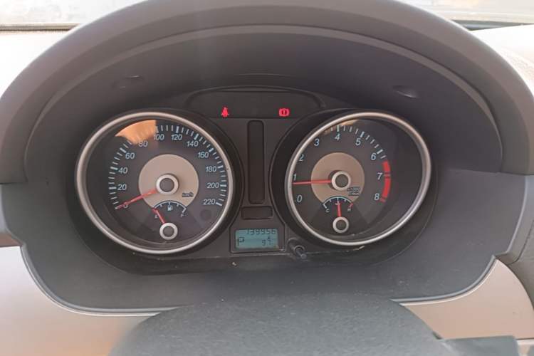 Used Buick Excelle 2013 1.5L Automatic Classic Model Instrument Cluster