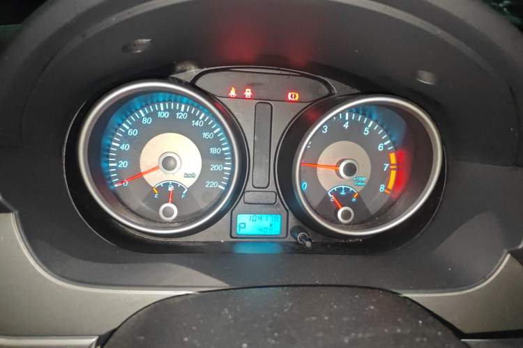 Used Buick Excelle 2013 1.5L Automatic Classic Model Instrument Cluster