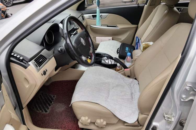 Used Buick Excelle 2013 1.5L Automatic Classic Model Left Front Seat