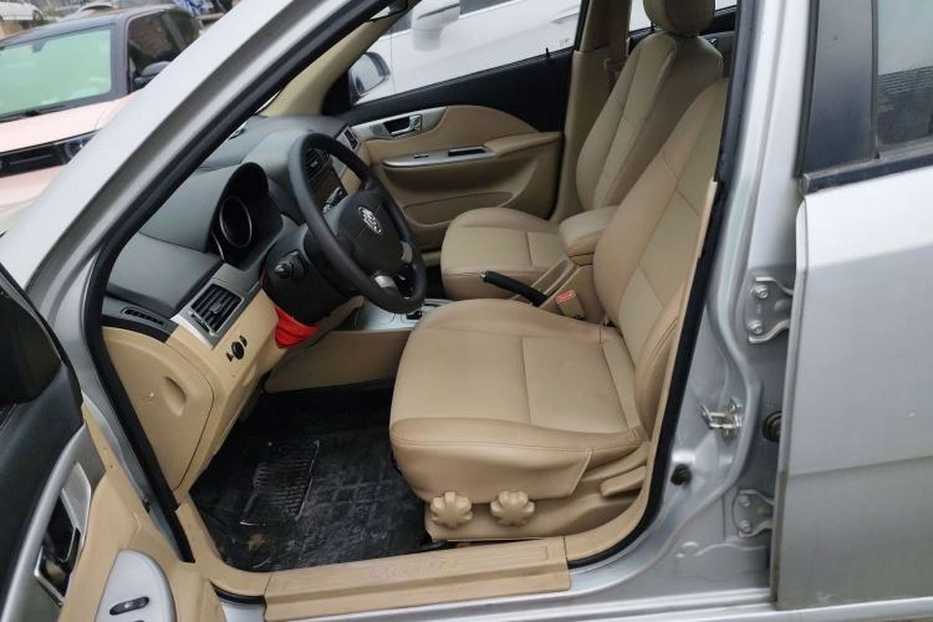 Used Buick Excelle 2013 1.5L Automatic Classic Model Left Front Seat