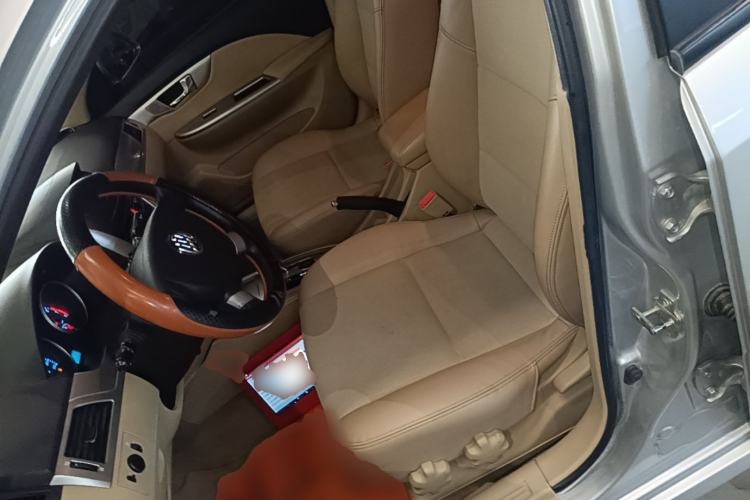 Used Buick Excelle 2013 1.5L Automatic Classic Model Left Front Seat