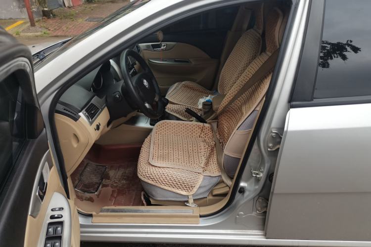 Used Buick Excelle 2013 1.5L Manual Classic Model Left Front Seat