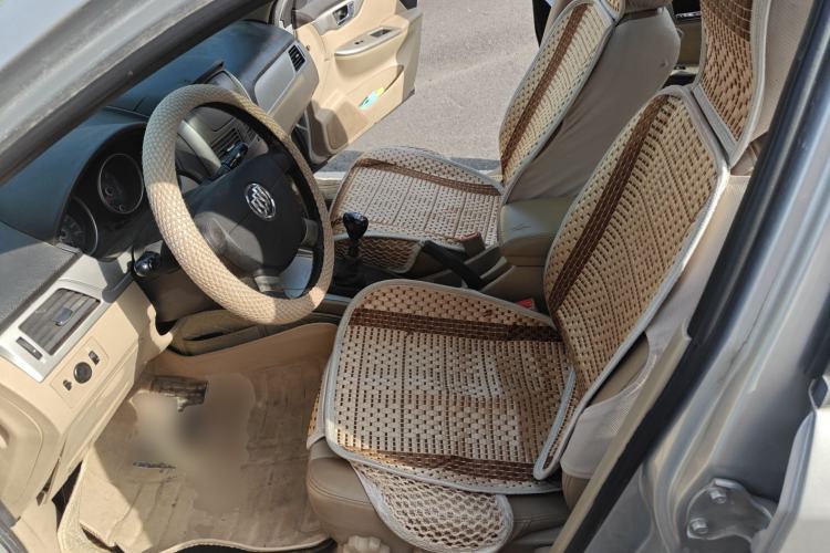 Used Buick Excelle 2013 1.5L Manual Classic Model Left Front Seat