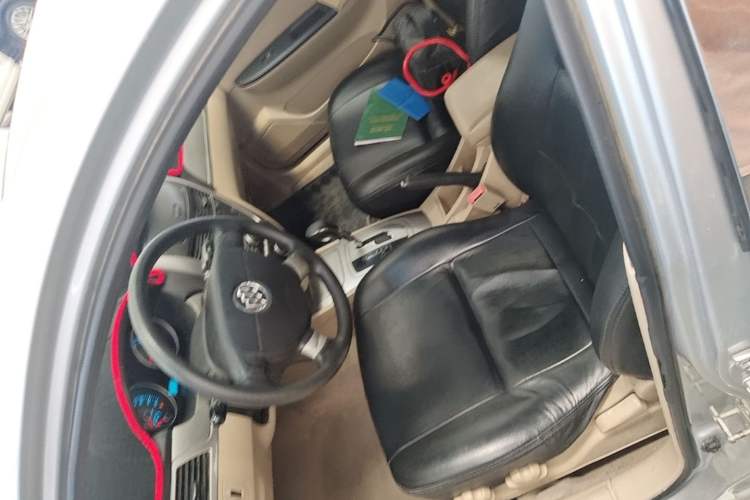 Used Buick Excelle 2013 1.5L Automatic Classic Model Left Front Seat