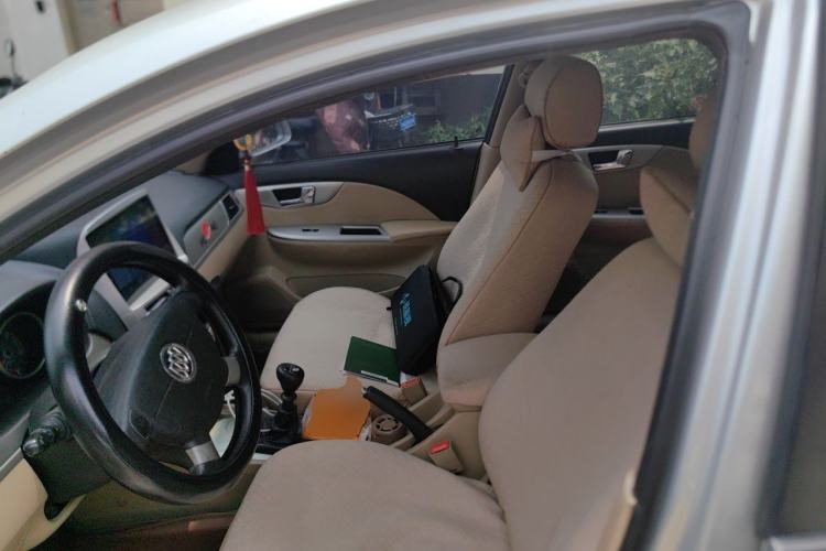Used Buick Excelle 2013 1.5L Manual Classic Model Left Front Seat