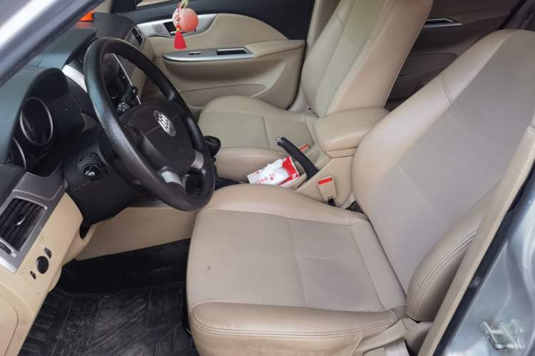 Used Buick Excelle 2013 1.5L Manual Classic Model Left Front Seat