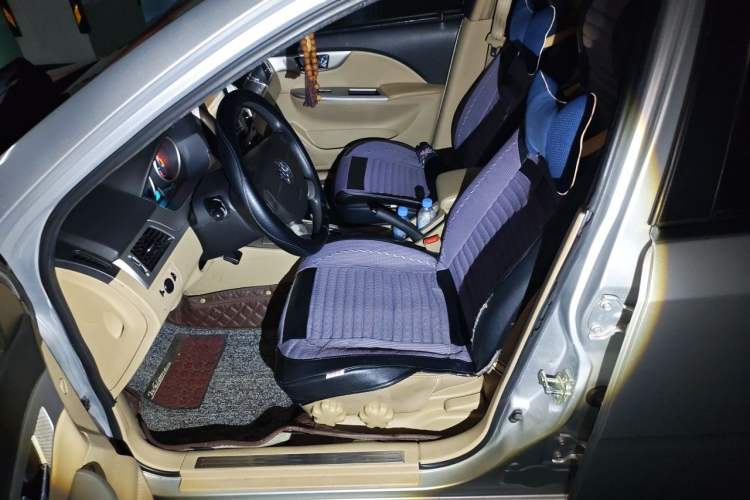 Used Buick Excelle 2013 1.5L Automatic Classic Model Left Front Seat