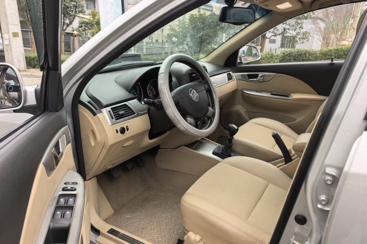 Used Buick Excelle 2013 1.5L Manual Classic Model Left Front Seat