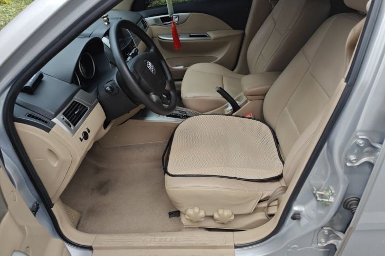 Used Buick Excelle 2013 1.5L Automatic Classic Model Left Front Seat