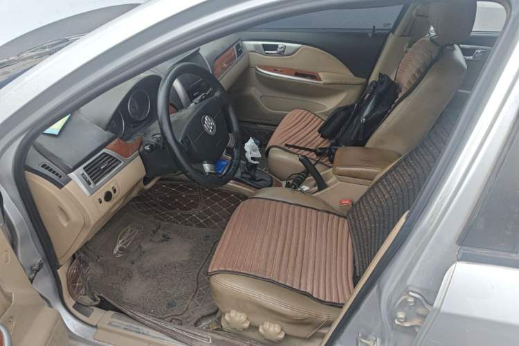 Used Buick Excelle 2013 1.5L Manual Luxury Model Left Front Seat