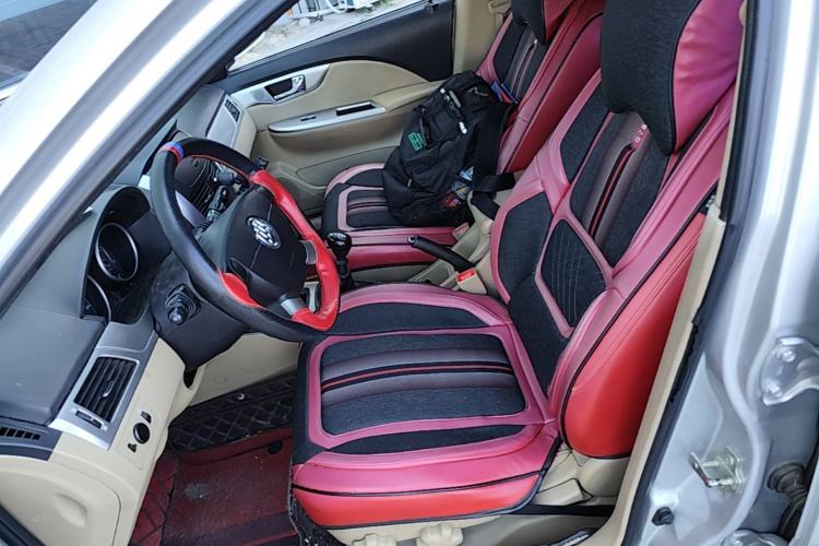Used Buick Excelle 2013 1.5L Manual Classic Model Left Front Seat