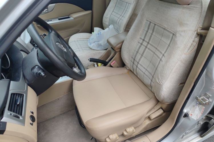 Used Buick Excelle 2013 1.5L Automatic Classic Model Left Front Seat