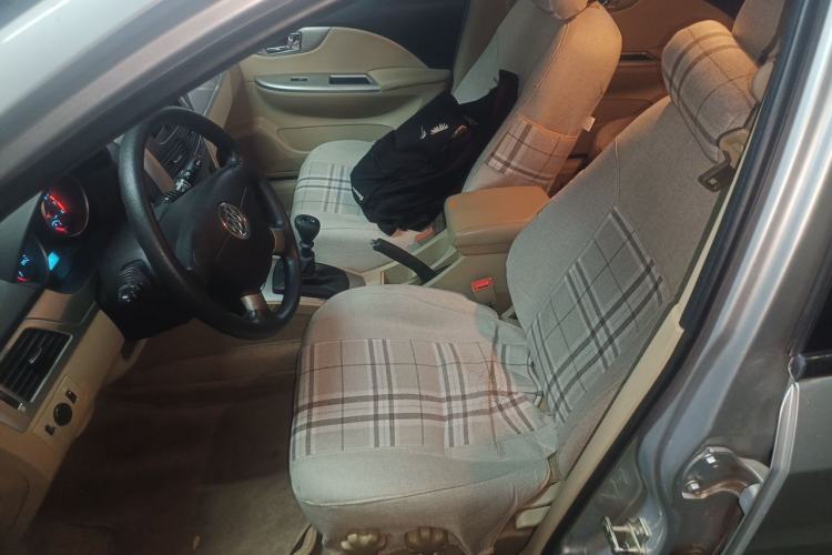 Used Buick Excelle 2013 1.5L Manual Classic Model Left Front Seat