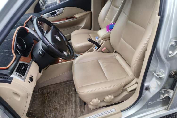 Used Buick Excelle 2013 1.5L Automatic Luxury Model Left Front Seat