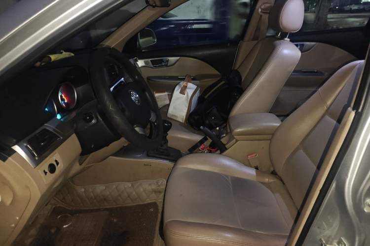 Used Buick Excelle 2013 1.5L Manual Classic Model Left Front Seat