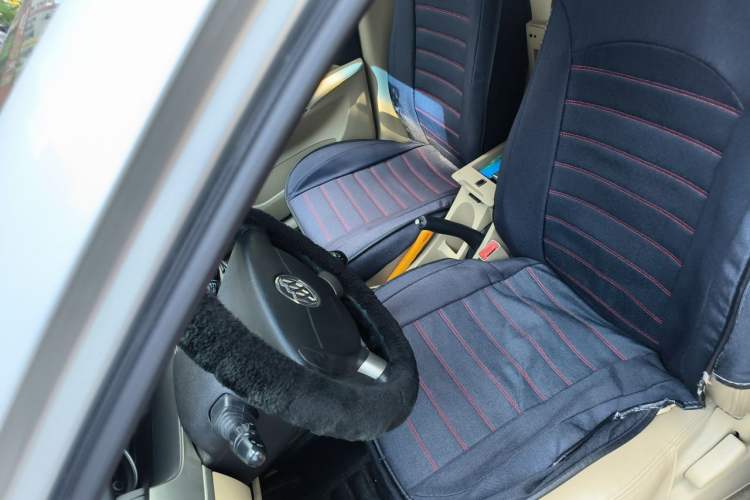 Used Buick Excelle 2013 1.5L Manual Classic Model Left Front Seat