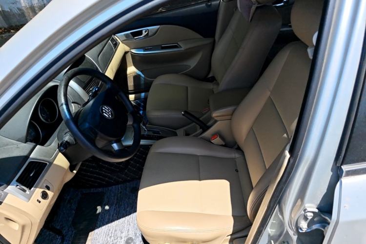 Used Buick Excelle 2013 1.5L Automatic Classic Model Left Front Seat