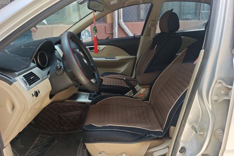 Used Buick Excelle 2013 1.5L Manual Classic Model Left Front Seat