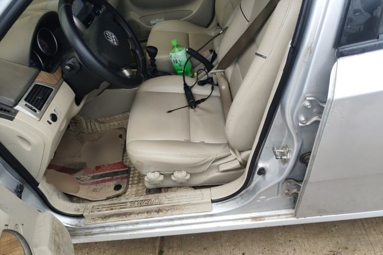 Used Buick Excelle 2013 1.5L Manual Classic Model Left Front Seat