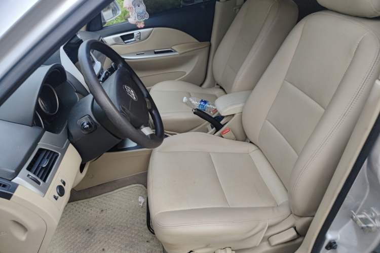 Used Buick Excelle 2013 1.5L Automatic Classic Model Left Front Seat