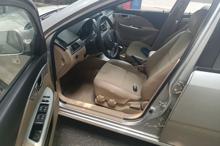 Used Buick Excelle 2013 1.5L Manual Classic Model Left Front Seat